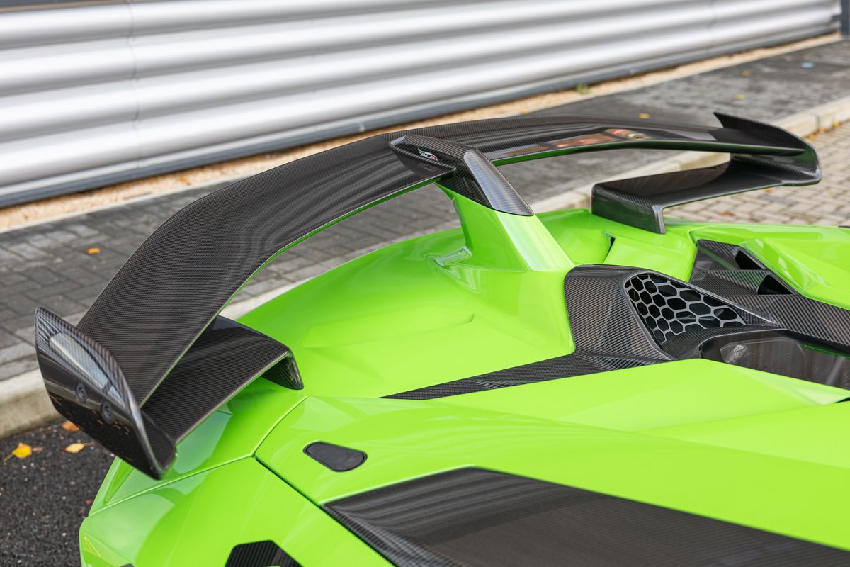 2020 Lamborghini Aventador SVJ Roadster