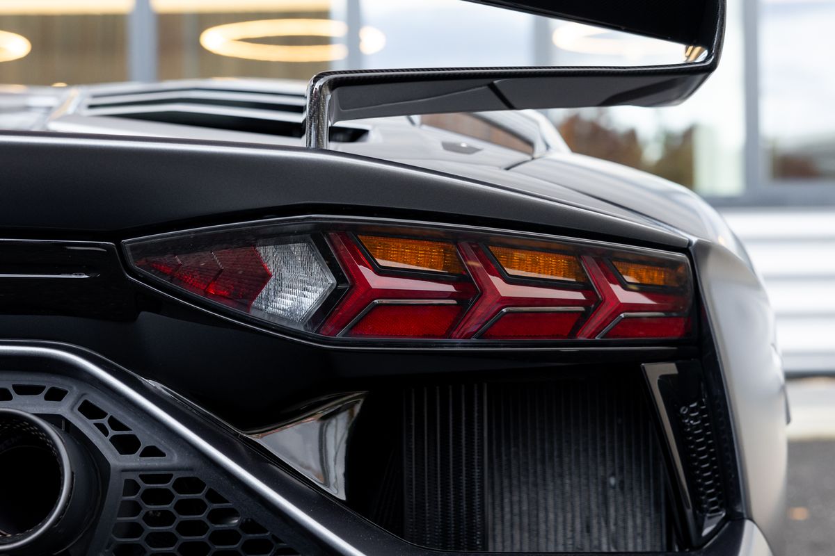 2019 Lamborghini Aventador SVJ