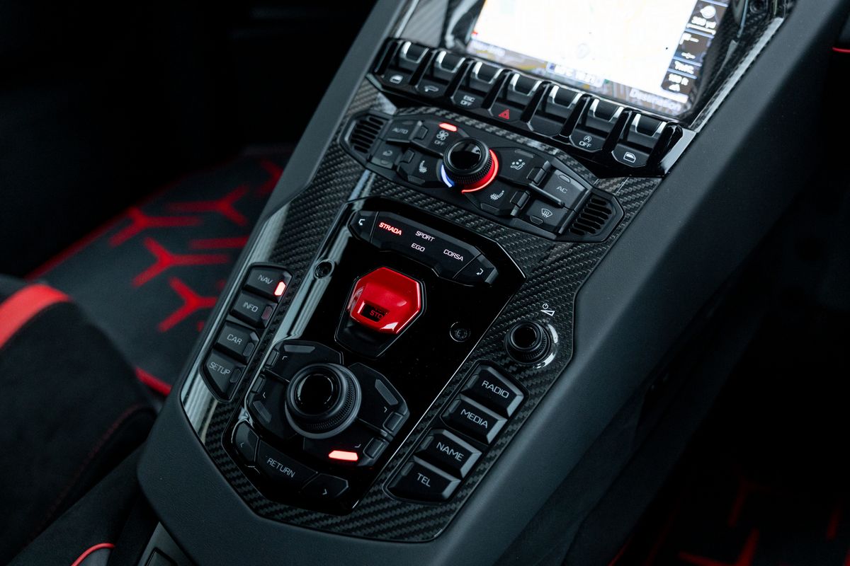 2019 Lamborghini Aventador SVJ