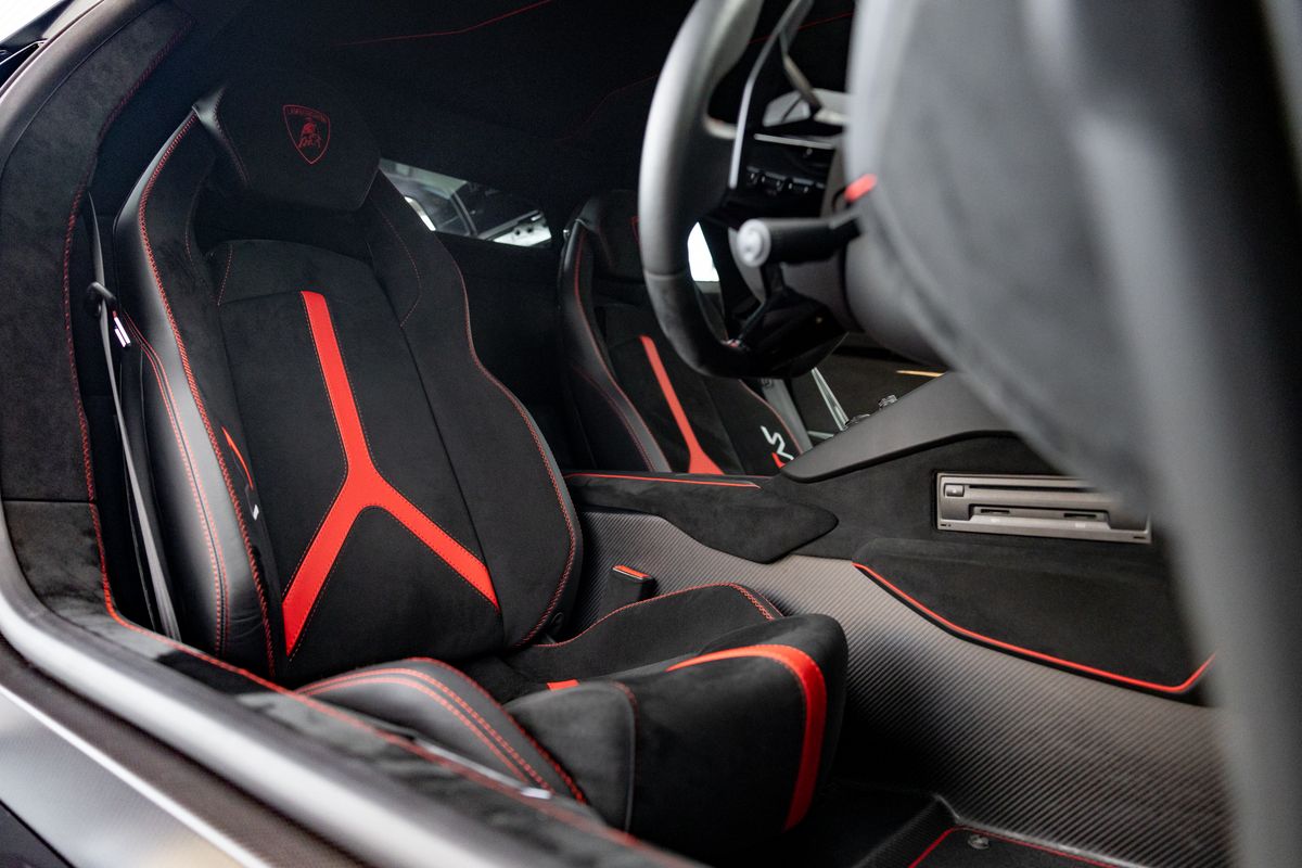 2019 Lamborghini Aventador SVJ