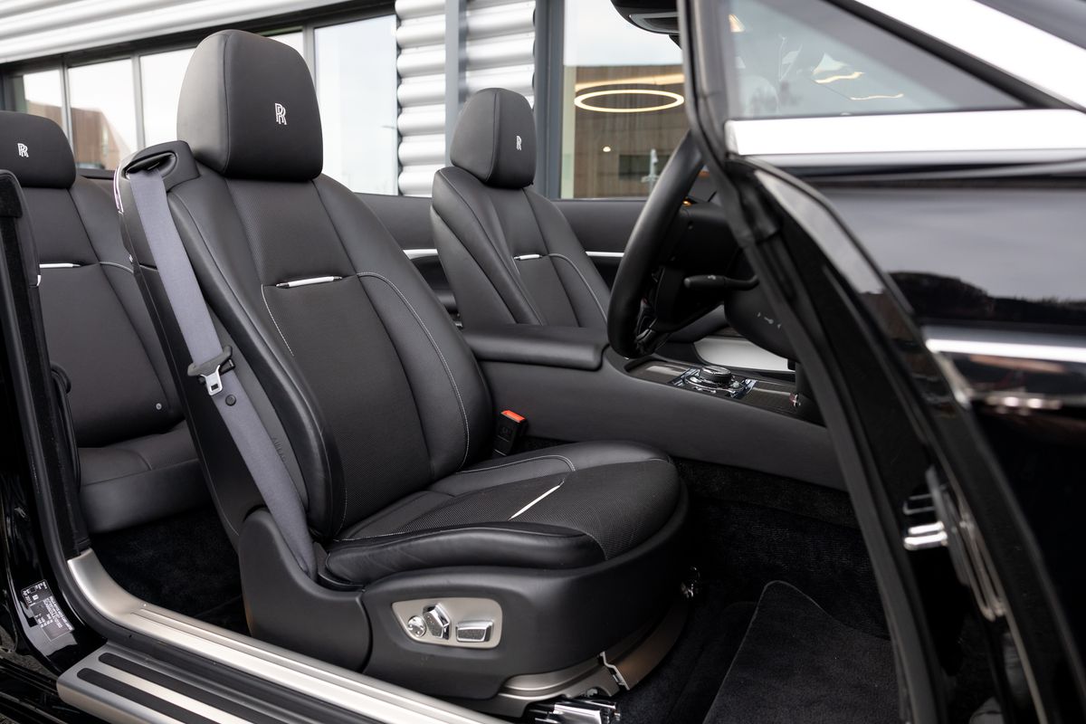 2018 Rolls-Royce Dawn Black Badge