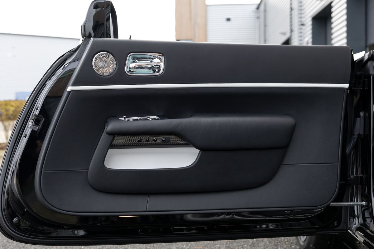 2018 Rolls-Royce Dawn Black Badge