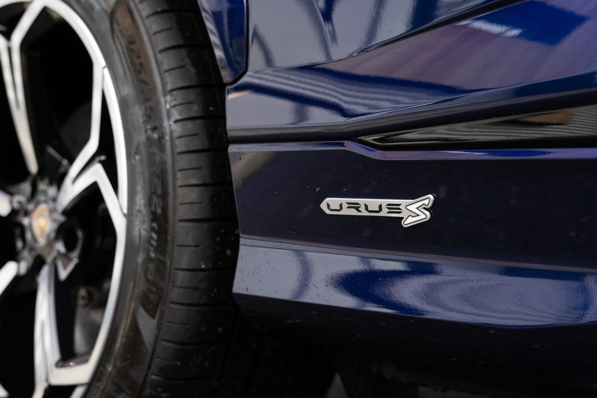 2023 Lamborghini Urus S