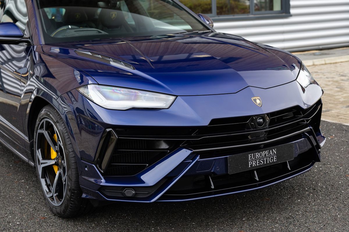 2023 Lamborghini Urus S