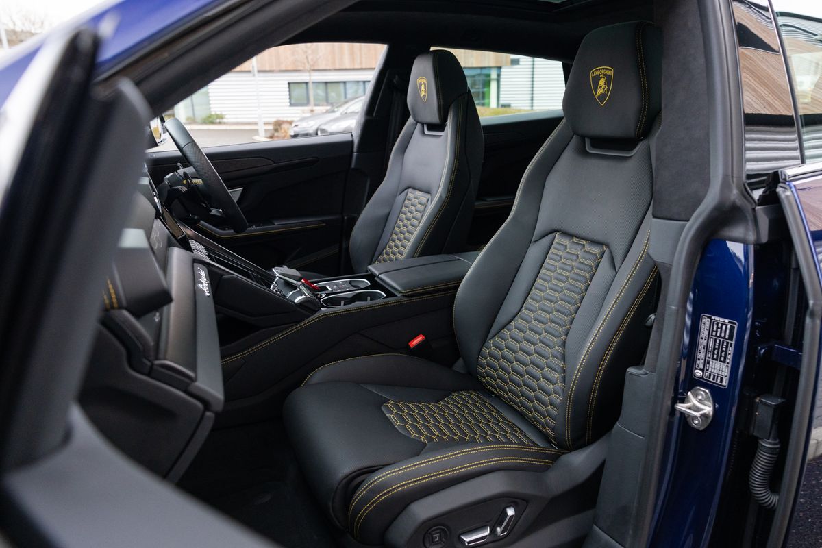 2023 Lamborghini Urus S