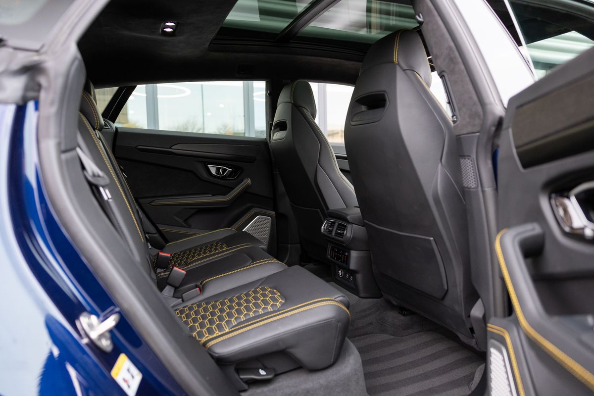 2023 Lamborghini Urus S