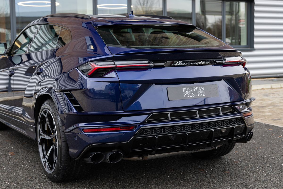 2023 Lamborghini Urus S