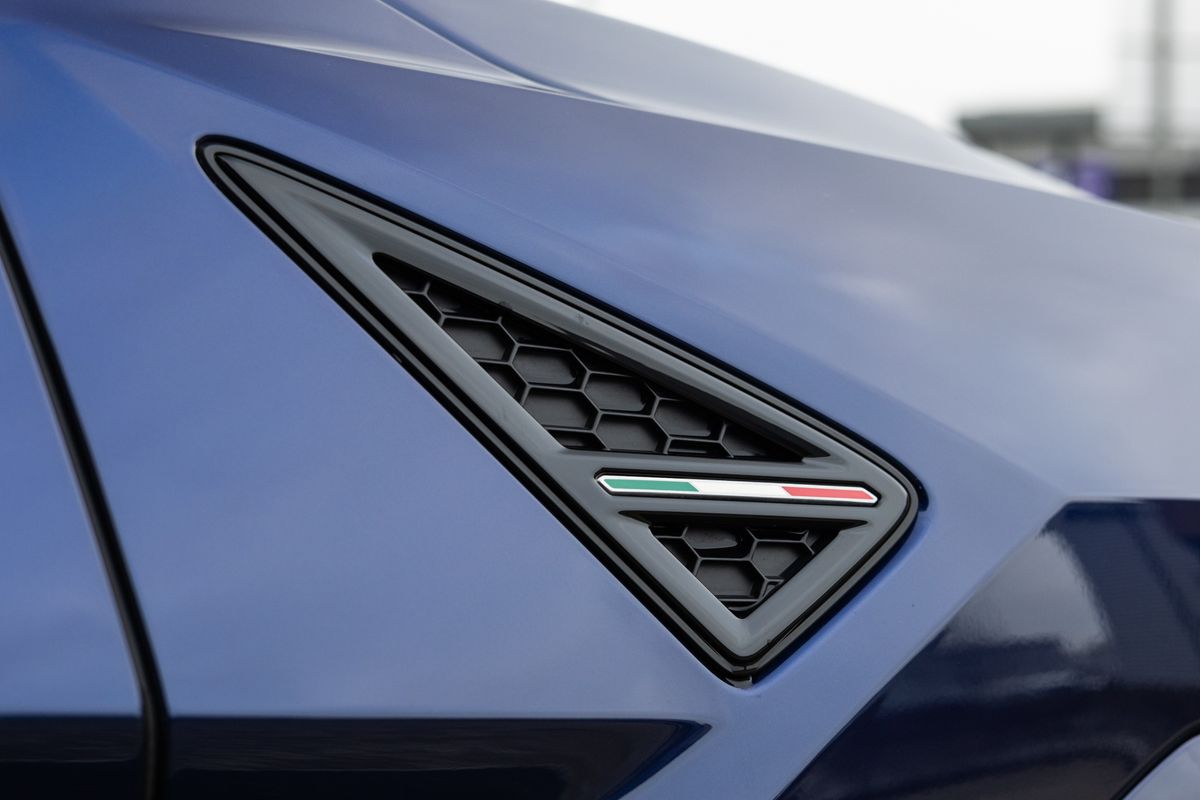 2023 Lamborghini Urus S
