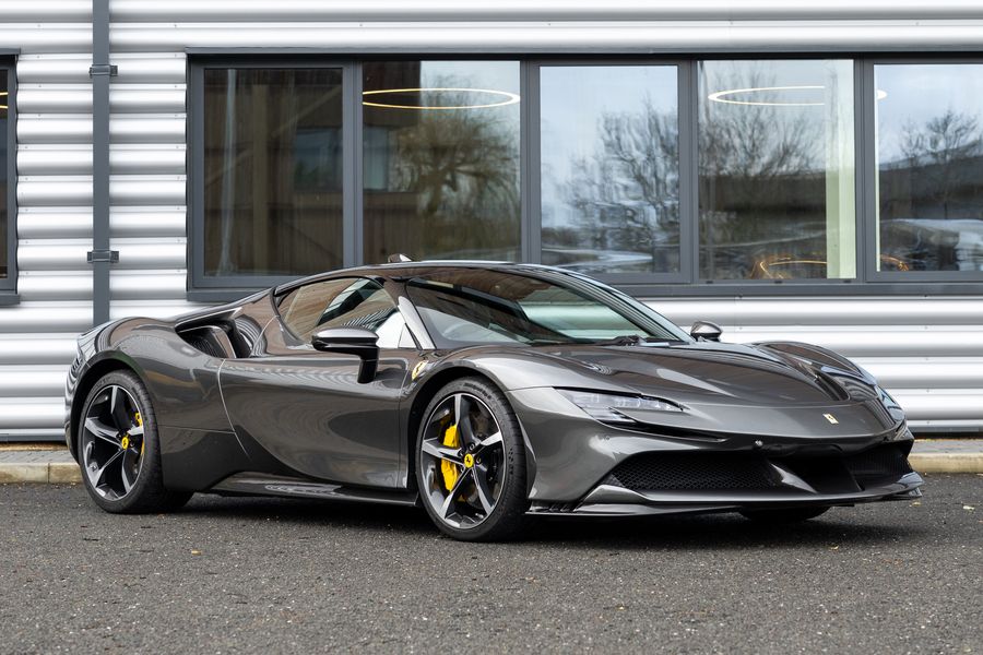 Ferrari SF90 Stradale