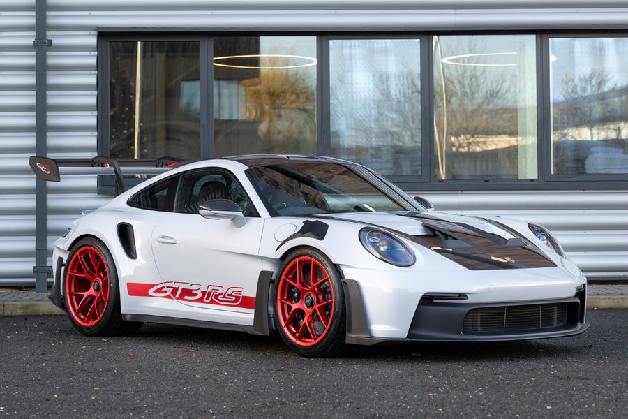 Porsche 911 (992) GT3 RS Weissach