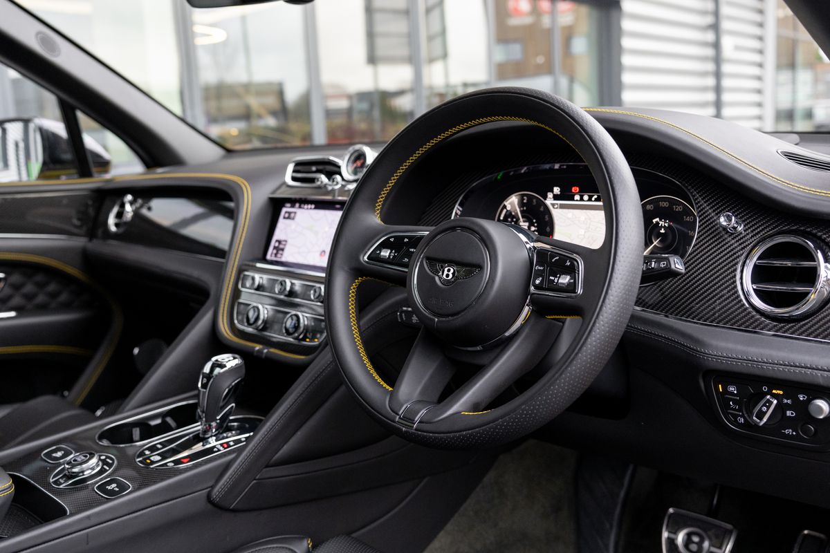 2022 Bentley Bentayga 3.0 V6 Hybrid