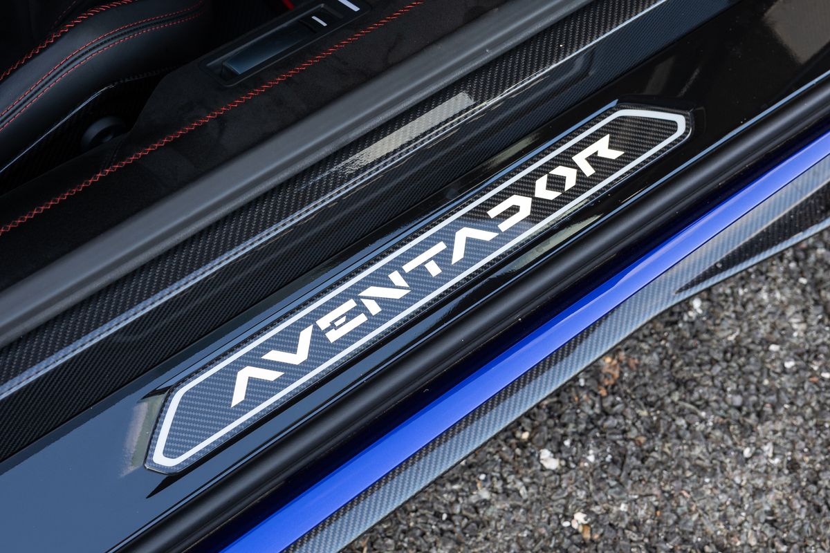 2019 Lamborghini Aventador SVJ 770-4