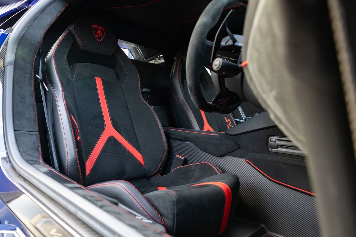 2019 Lamborghini Aventador SVJ 770-4