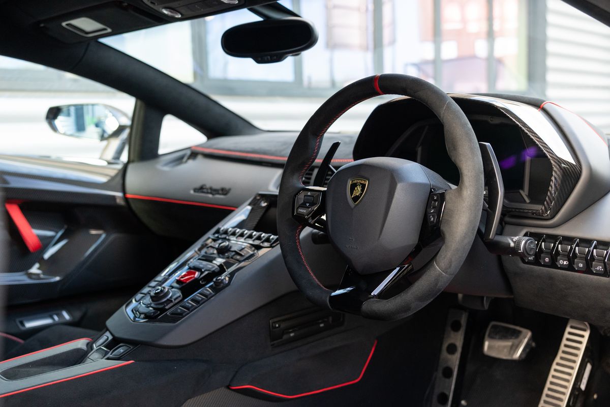 2019 Lamborghini Aventador SVJ 770-4