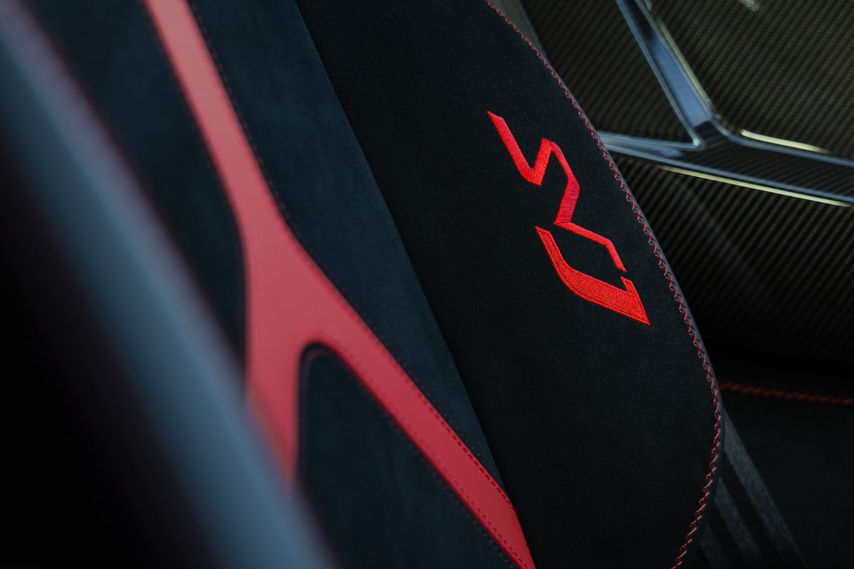 2019 Lamborghini Aventador SVJ 770-4