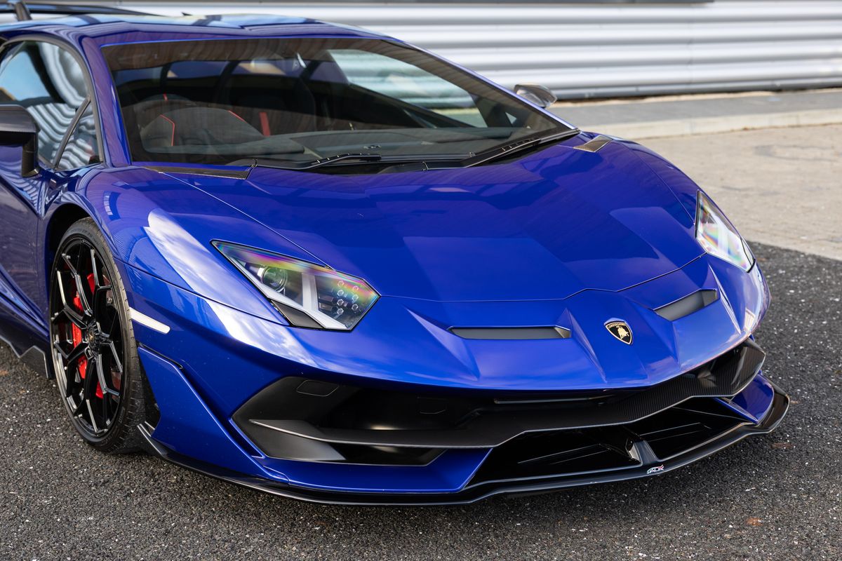 2019 Lamborghini Aventador SVJ 770-4