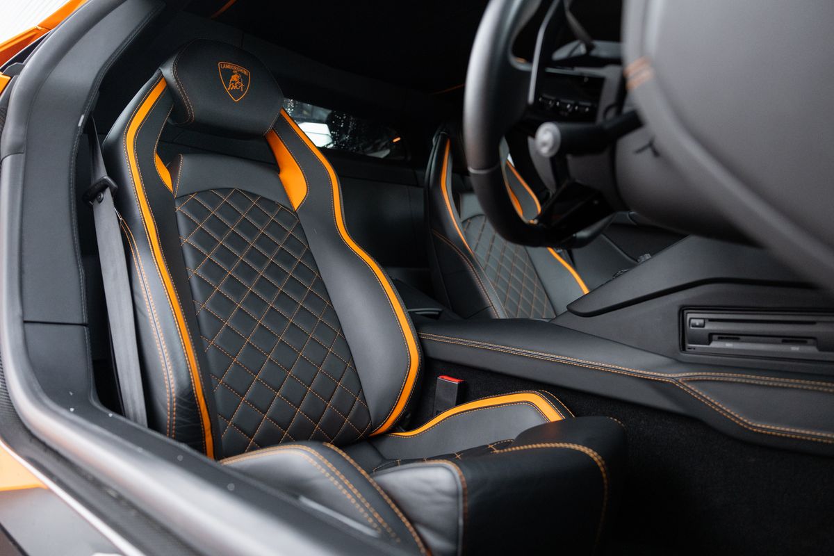 2018 Lamborghini Aventador S LP740-4