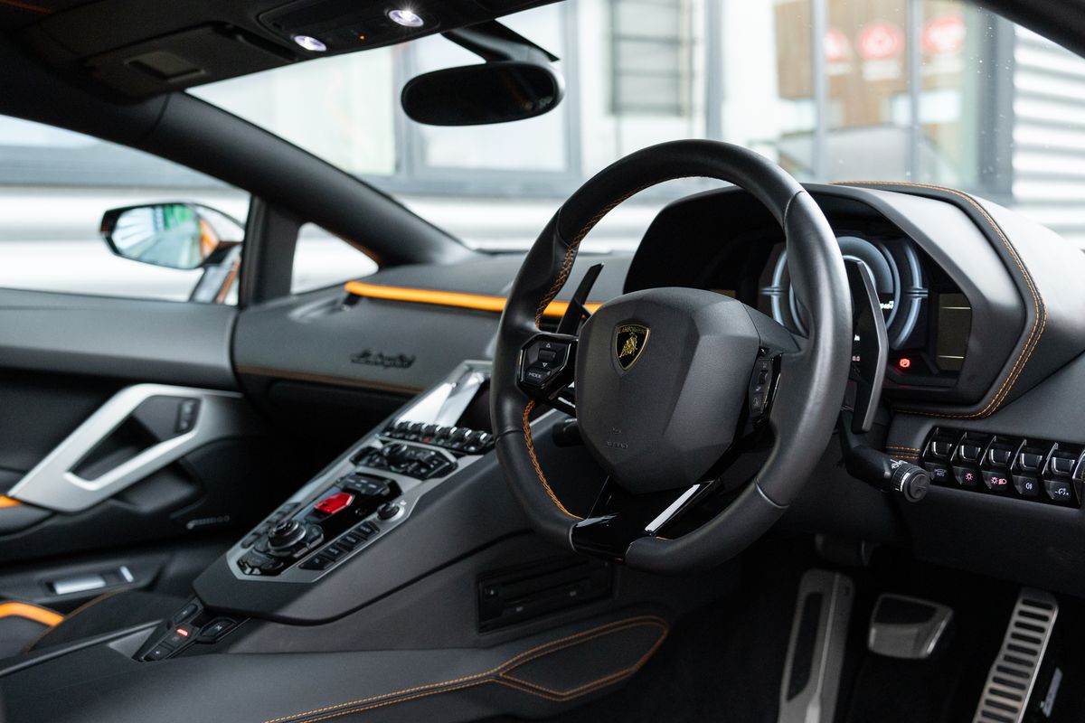 2018 Lamborghini Aventador S LP740-4