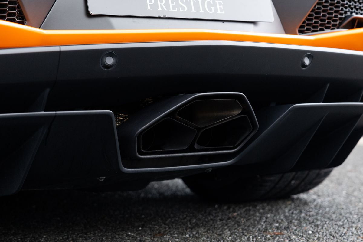 2018 Lamborghini Aventador S LP740-4