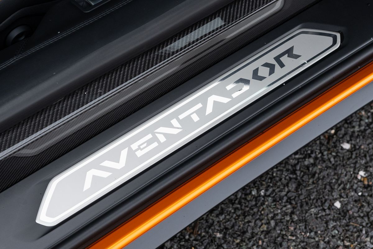 2018 Lamborghini Aventador S LP740-4