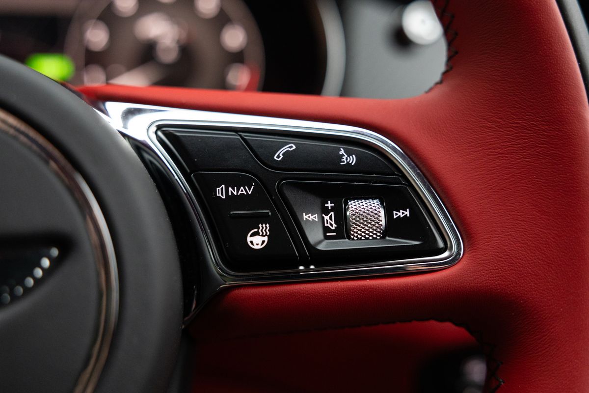 2023 Bentley Bentayga V8 S