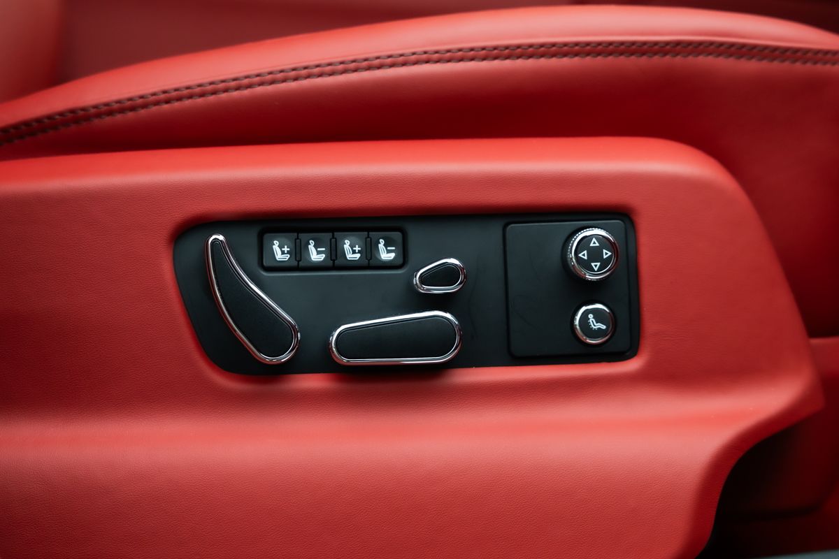 2023 Bentley Bentayga V8 S