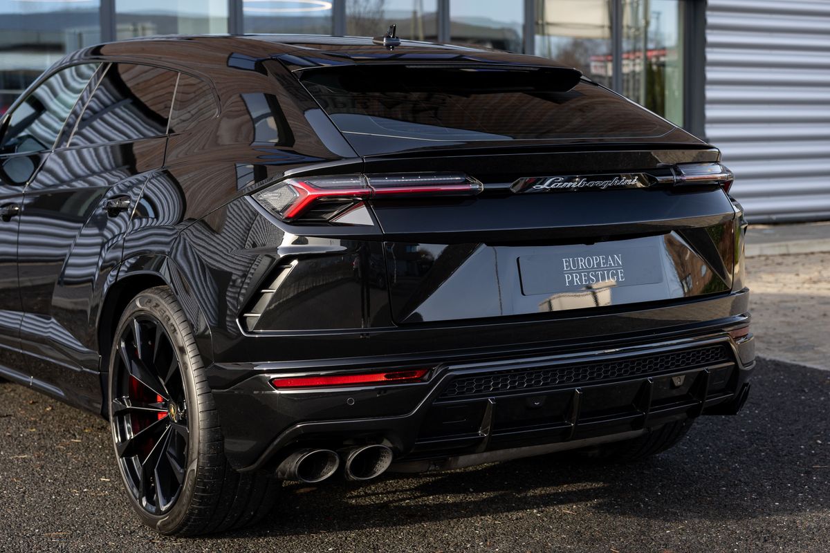 2020 Lamborghini Urus