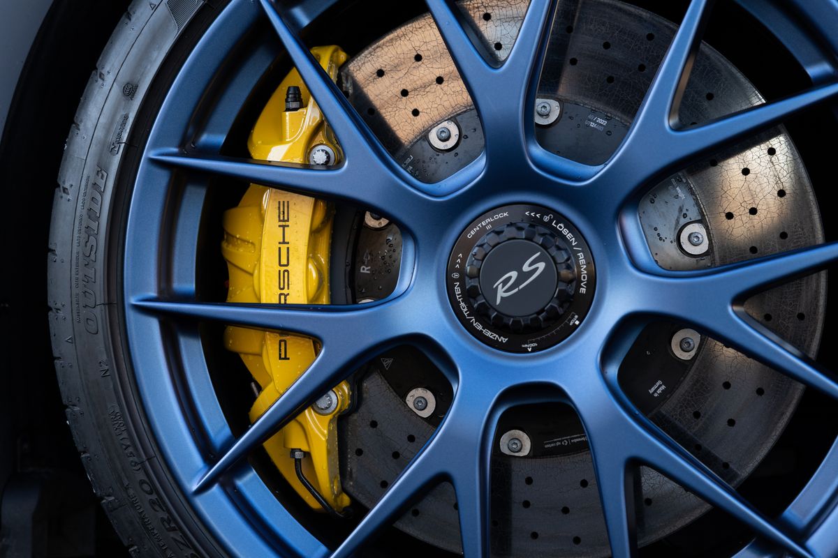 2023 Porsche 718 Cayman GT4 RS Weissach
