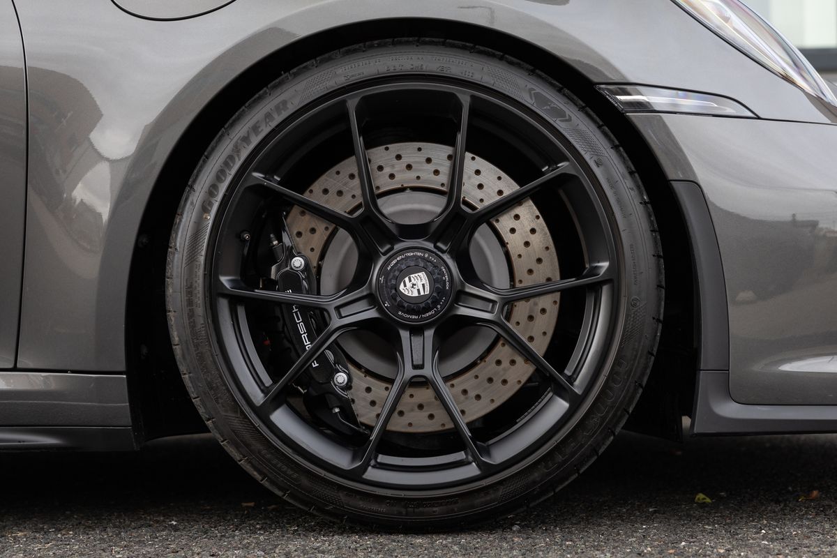 2023 Porsche 911 (992) GT3 Touring