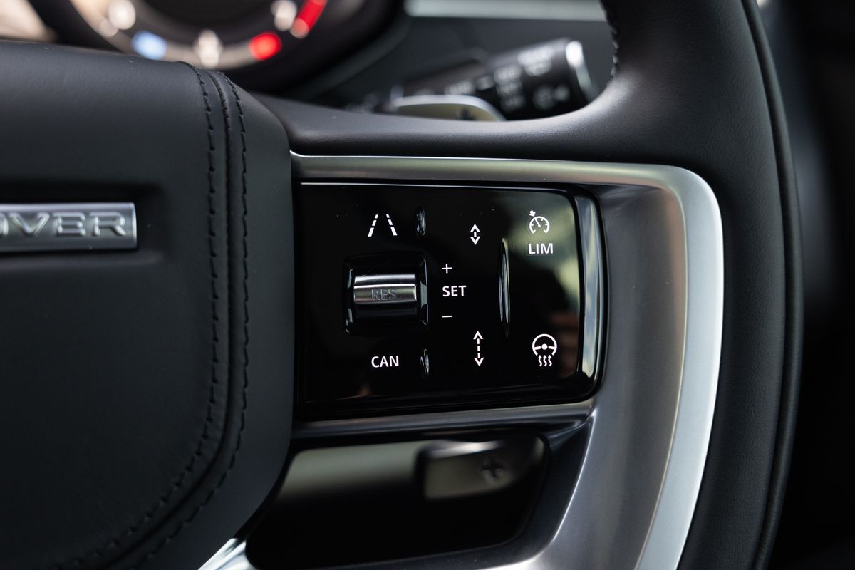 2022 Land Rover Range Rover SV