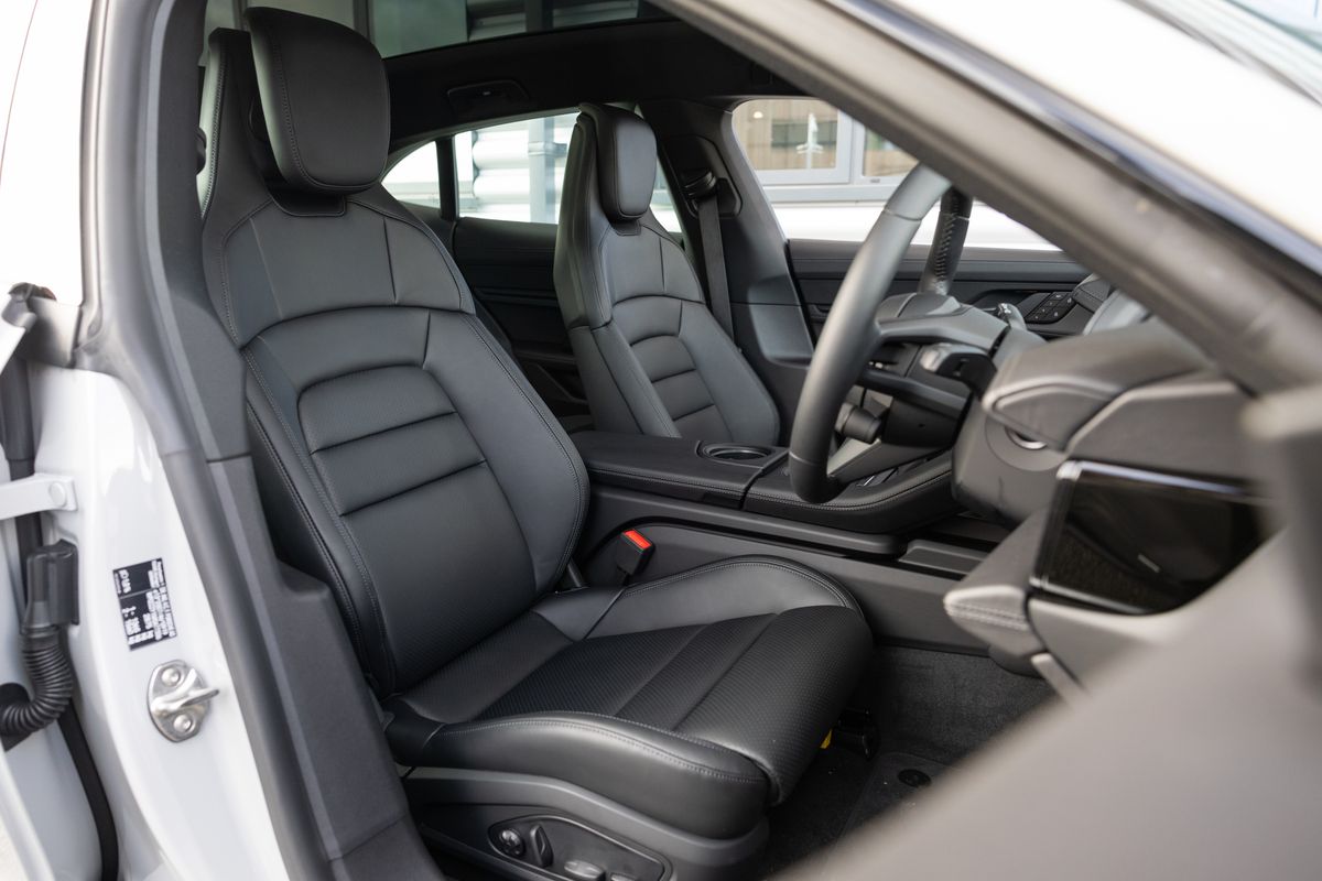 2023 Porsche Taycan 4S Sport Turismo