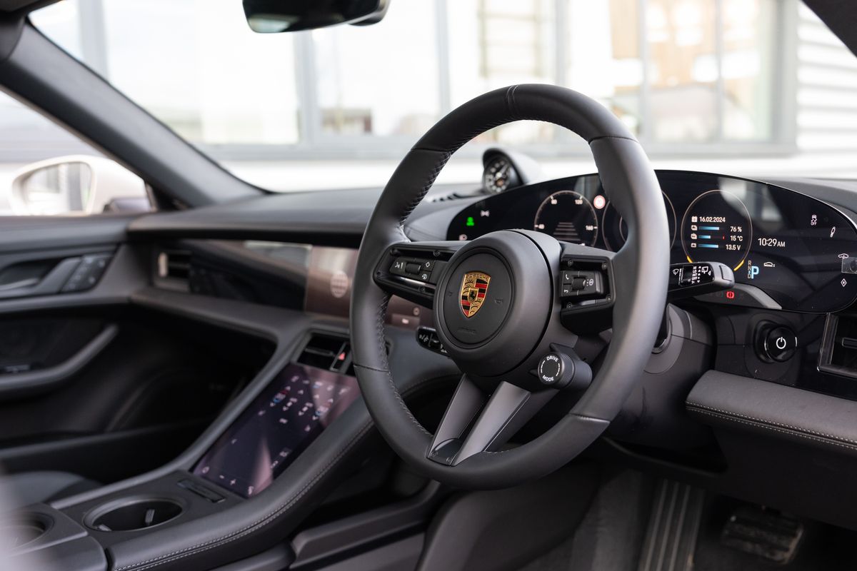 2023 Porsche Taycan 4S Sport Turismo