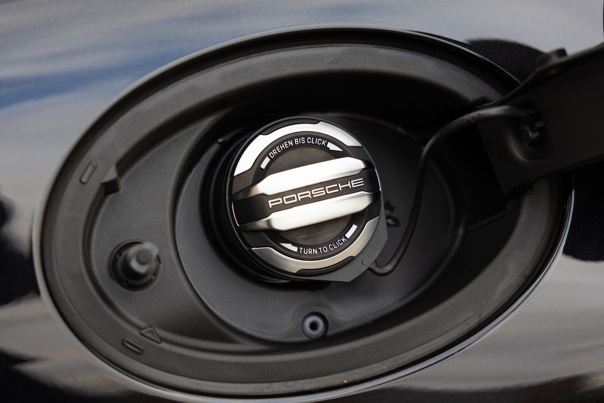 2023 Porsche 911 (992) Turbo S