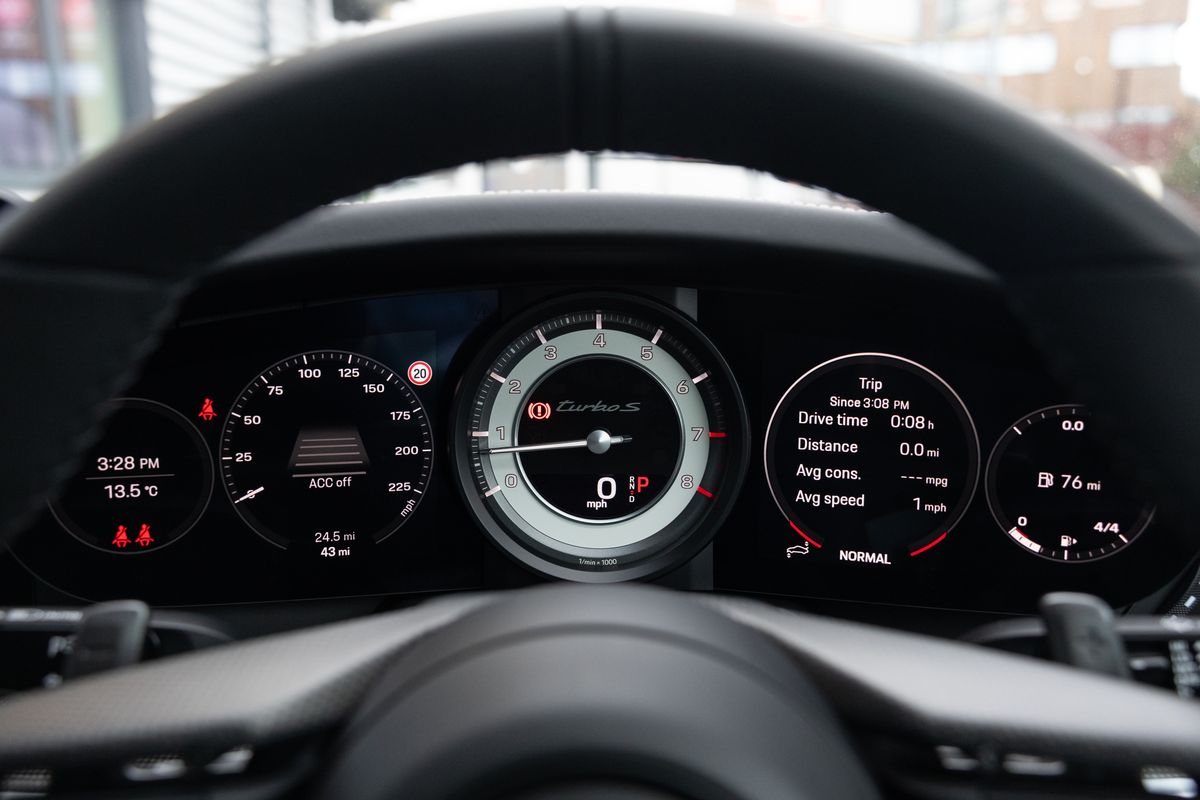 2023 Porsche 911 (992) Turbo S