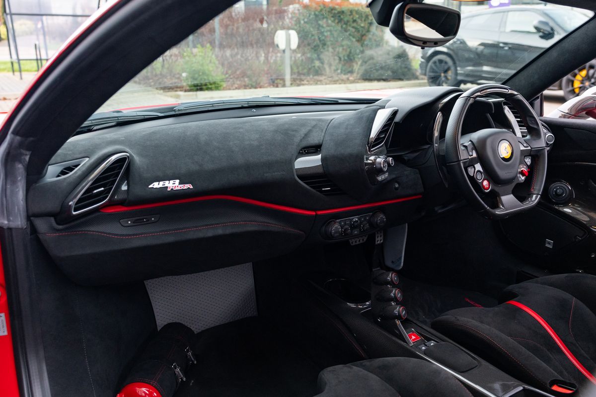 2020 Ferrari 488 Pista