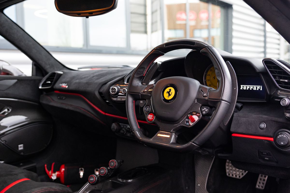 2020 Ferrari 488 Pista