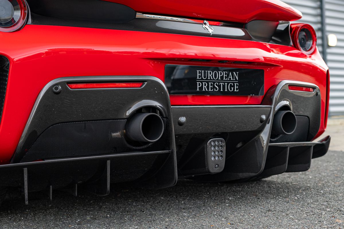 2020 Ferrari 488 Pista