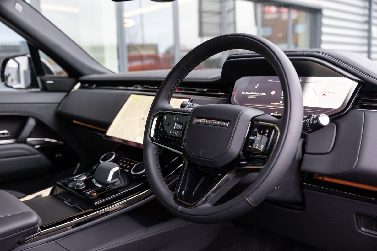 2023 Land Rover Range Rover Sport D300 Dynamic SE