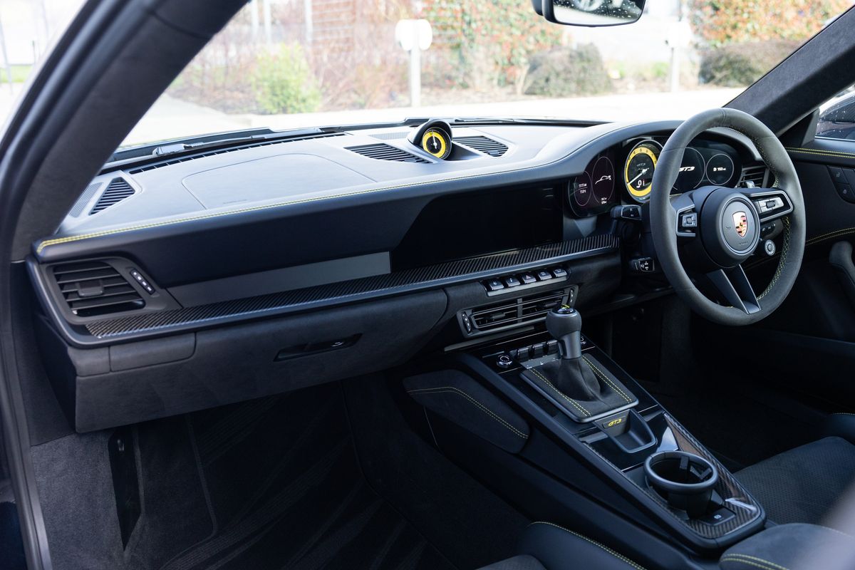 2022 Porsche 911 (992) GT3