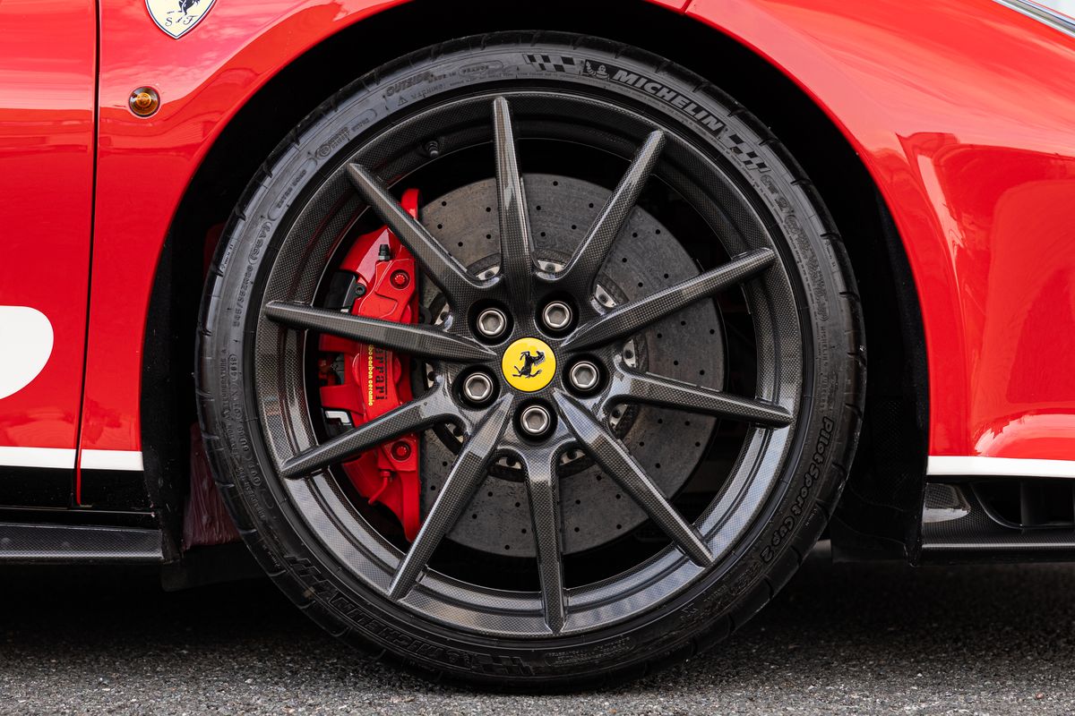 2020 Ferrari 488 Pista Piloti