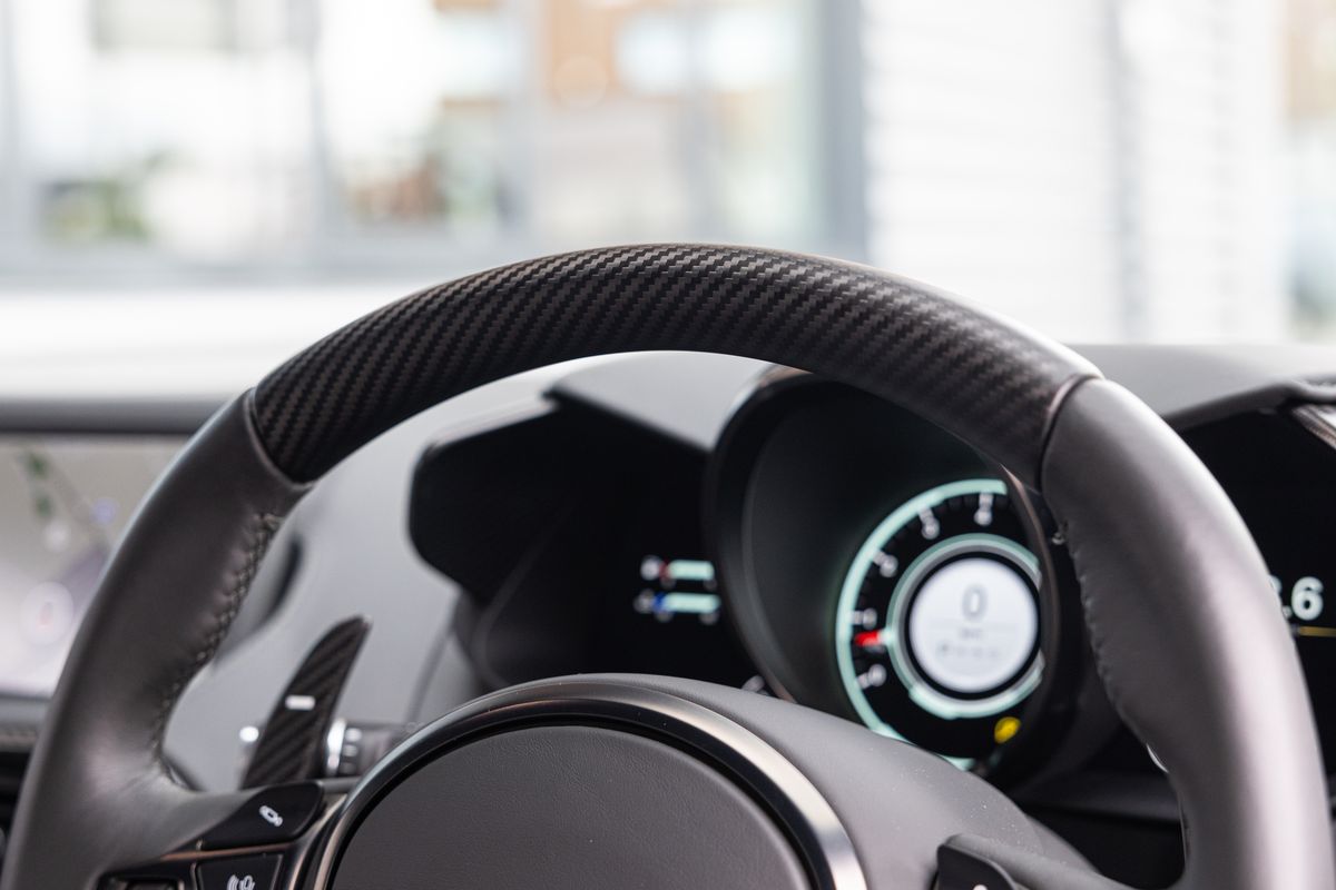 2022 Aston Martin Vantage V12