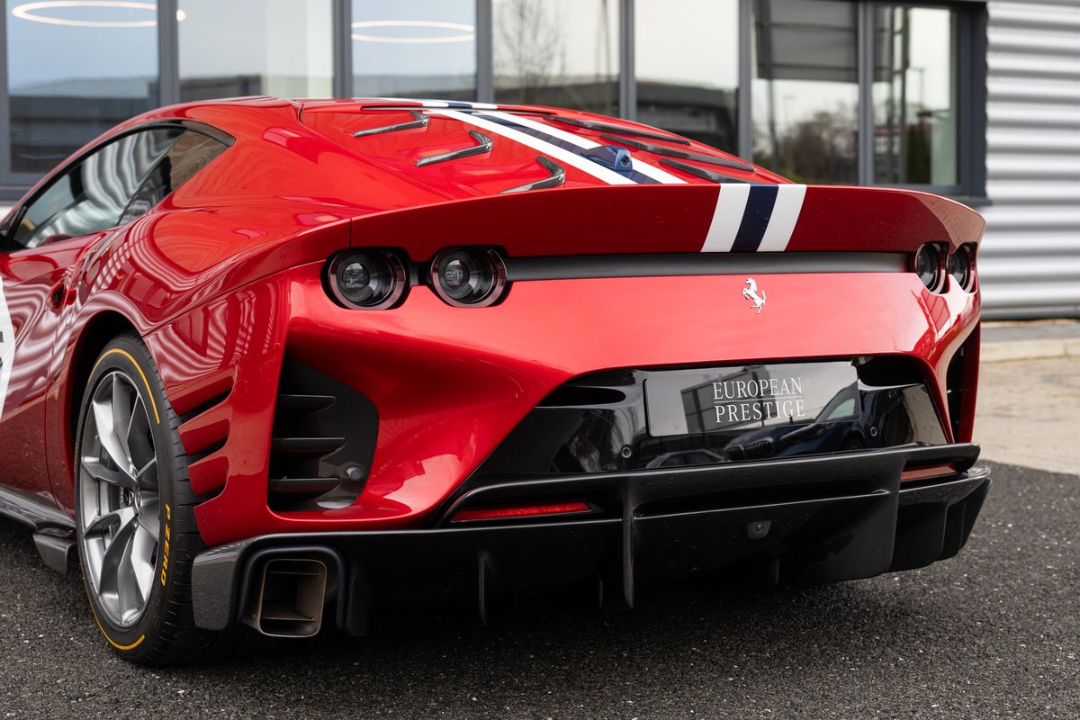 2023 Ferrari 812 Competizione