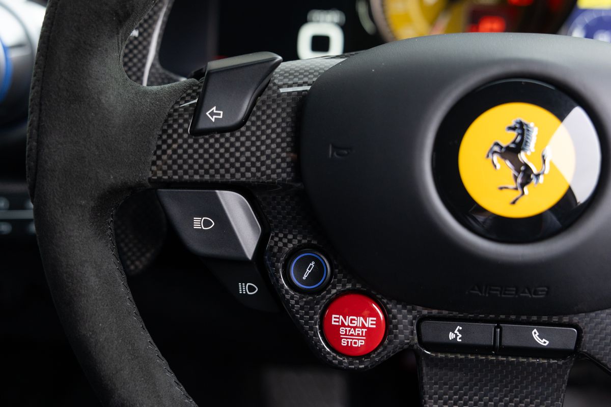 2023 Ferrari 812 Competizione