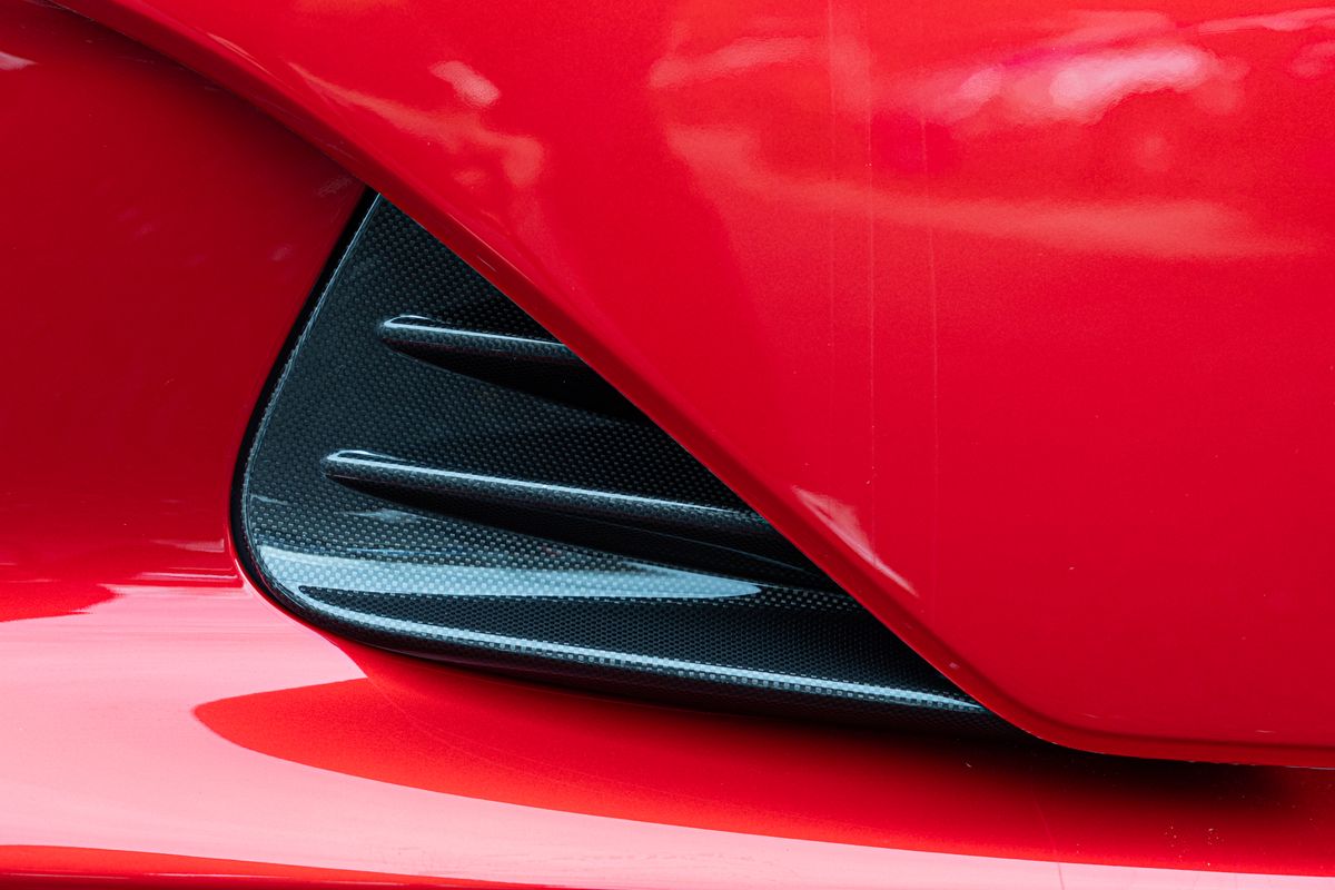 2023 Ferrari 812 Competizione