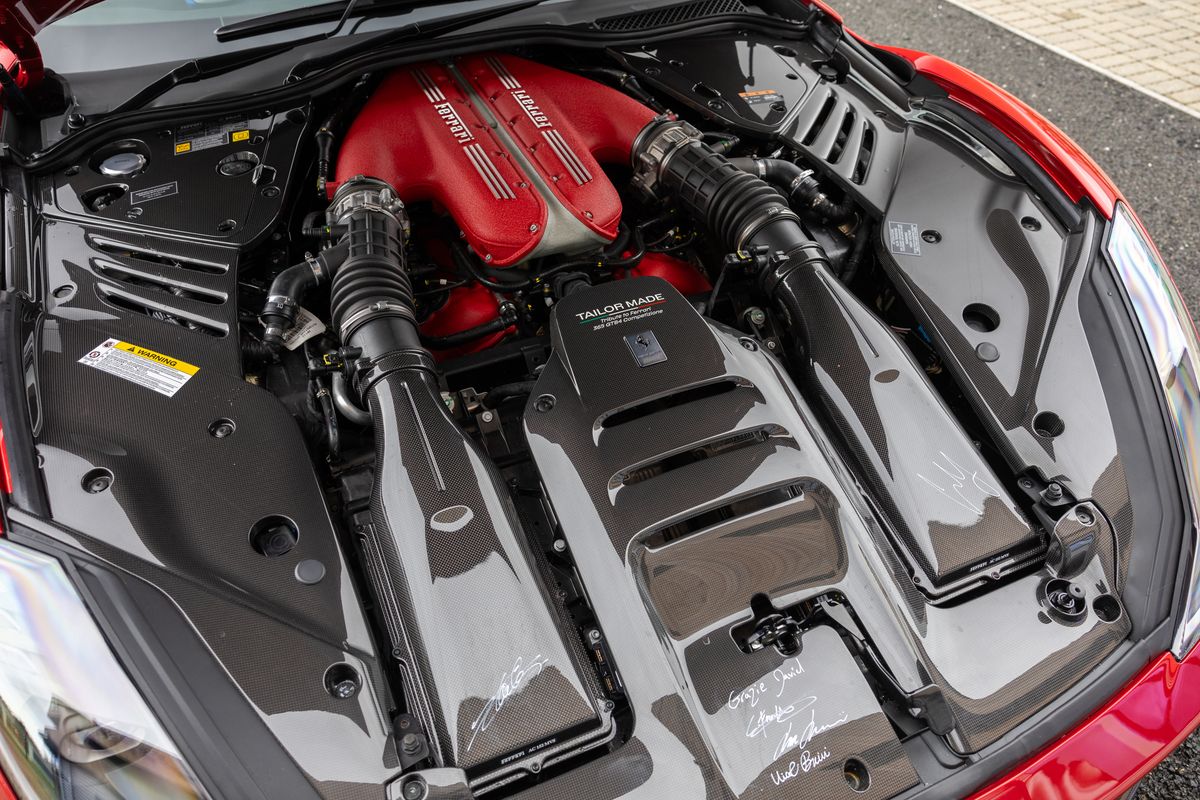 2023 Ferrari 812 Competizione