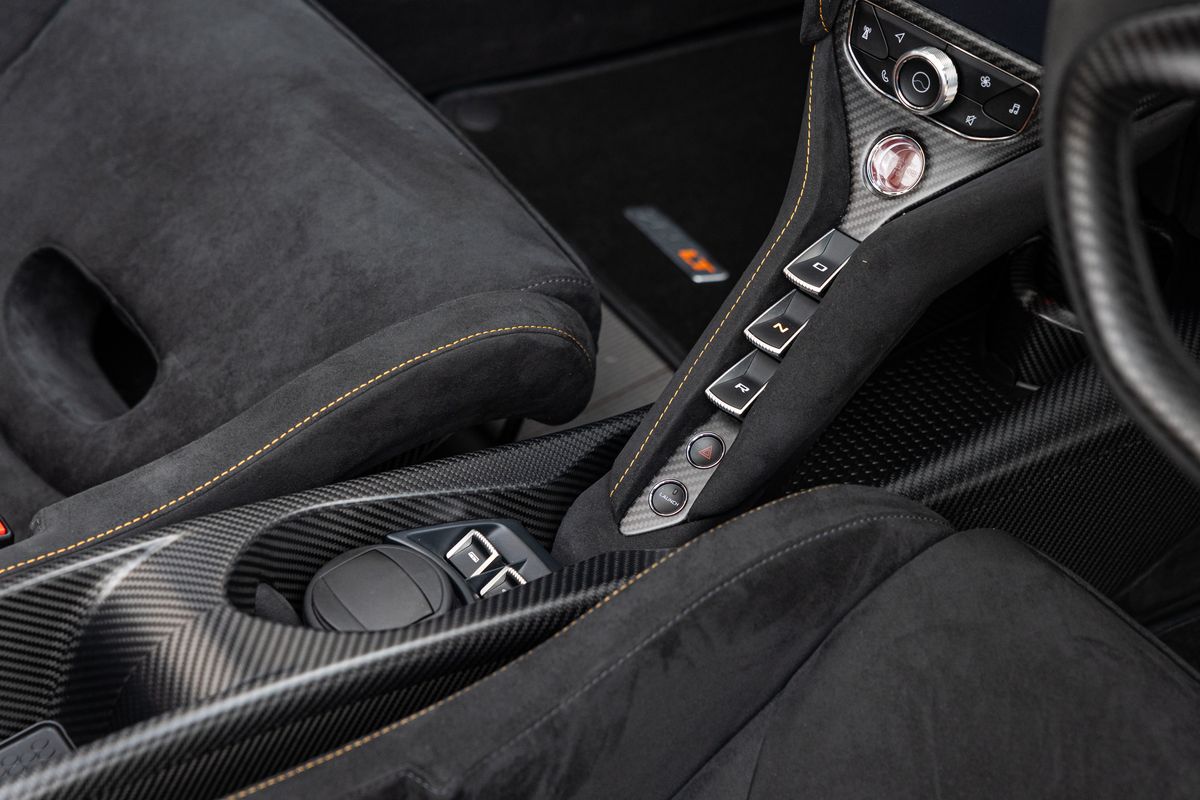 2021 McLaren 765LT Spider