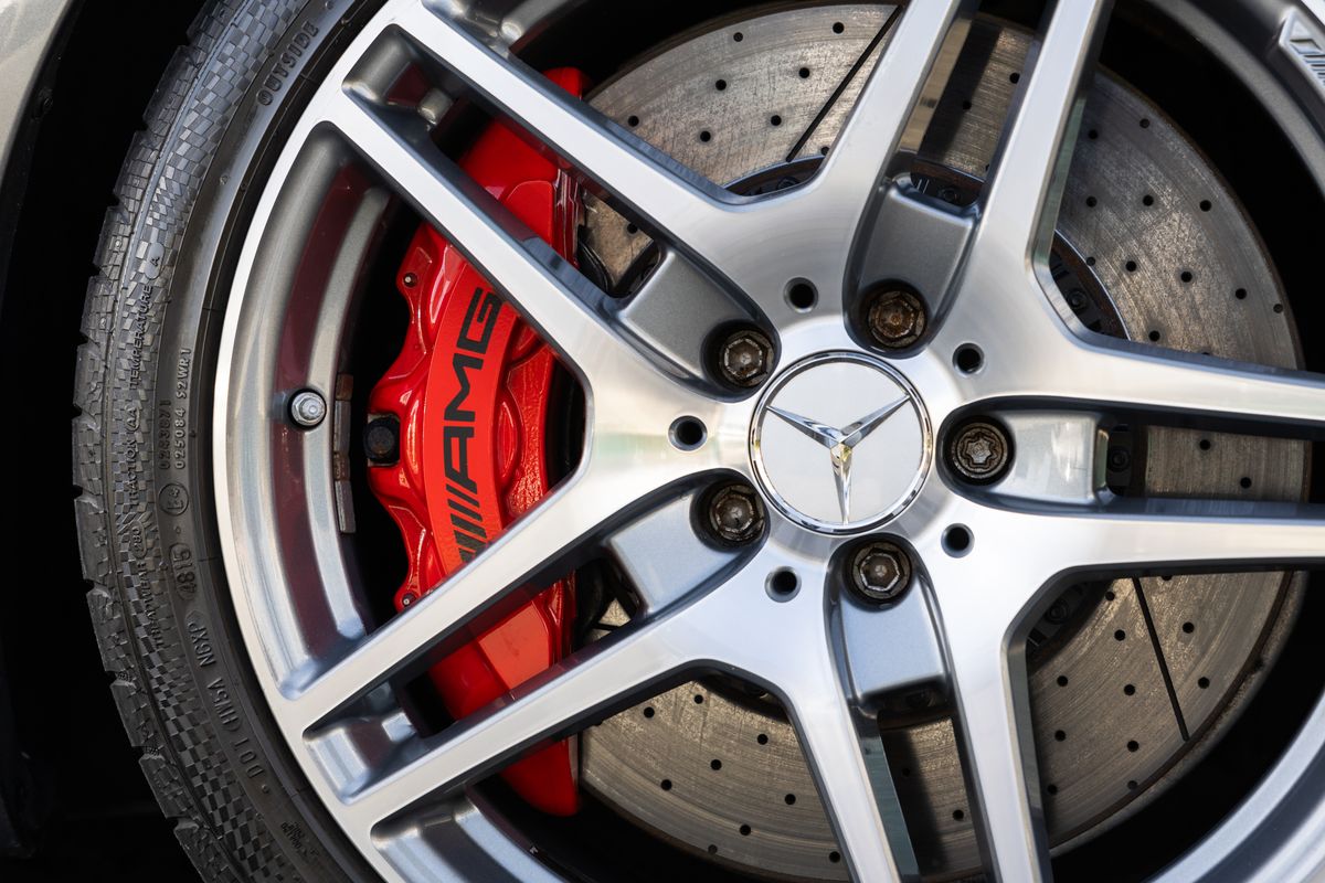 2012 Mercedes-Benz SLS AMG Roadster
