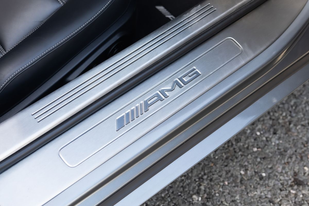 2012 Mercedes-Benz SLS AMG Roadster