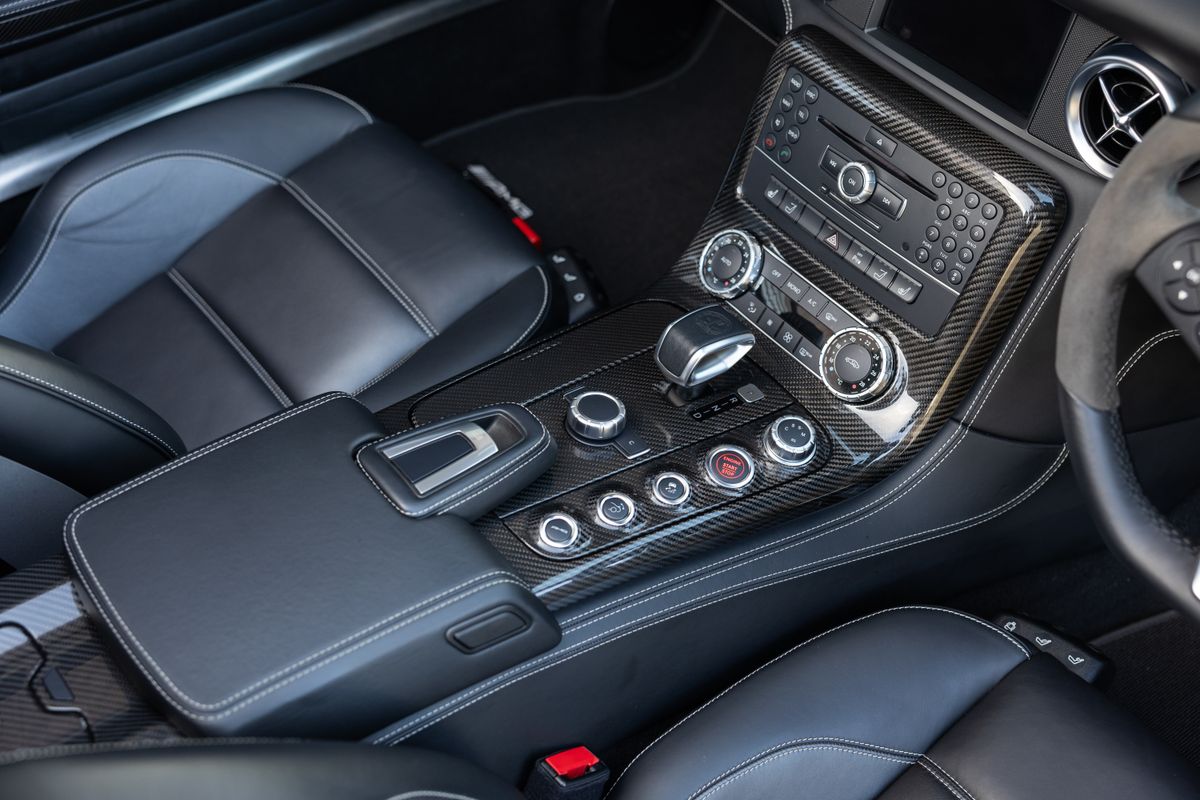 2012 Mercedes-Benz SLS AMG Roadster