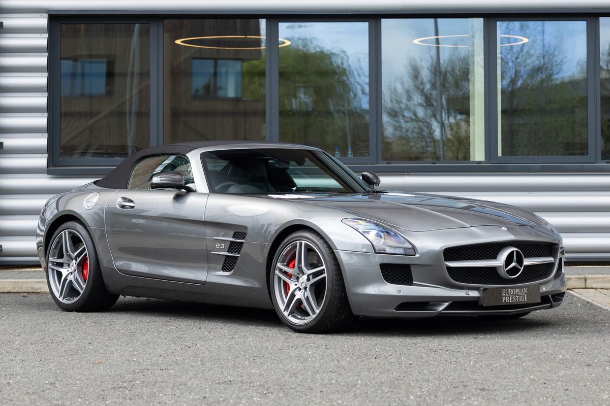 2012 Mercedes-Benz SLS AMG Roadster